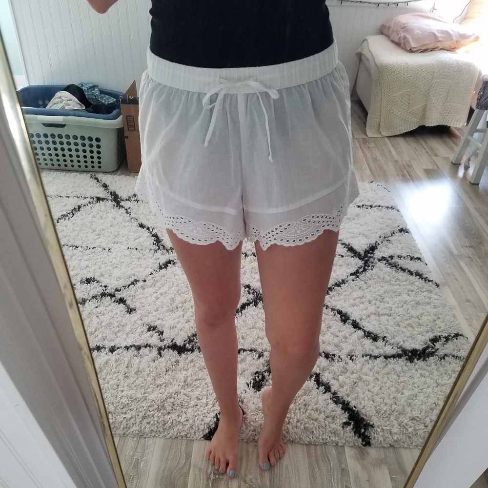 Venus White pajama shorts